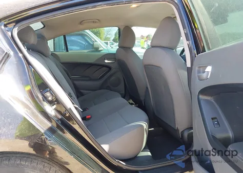 2018 Kia Forte Lx from USA, damaged, VIN 3KPFK4A76JE272861